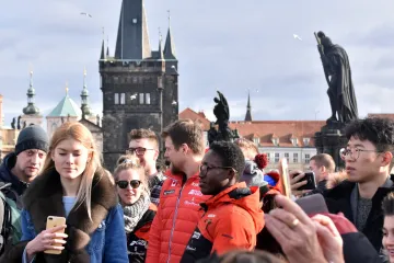 Praha je turistů plná, musíme je nasměrovat i jinam do Česka, plánuje ministryně