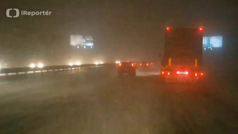 iReportér Jaroslav Procházka: Sněžení na D1 u Průhonic