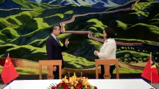 Čínský ministr zahraničí Wang I na návštěvě Východního Timoru