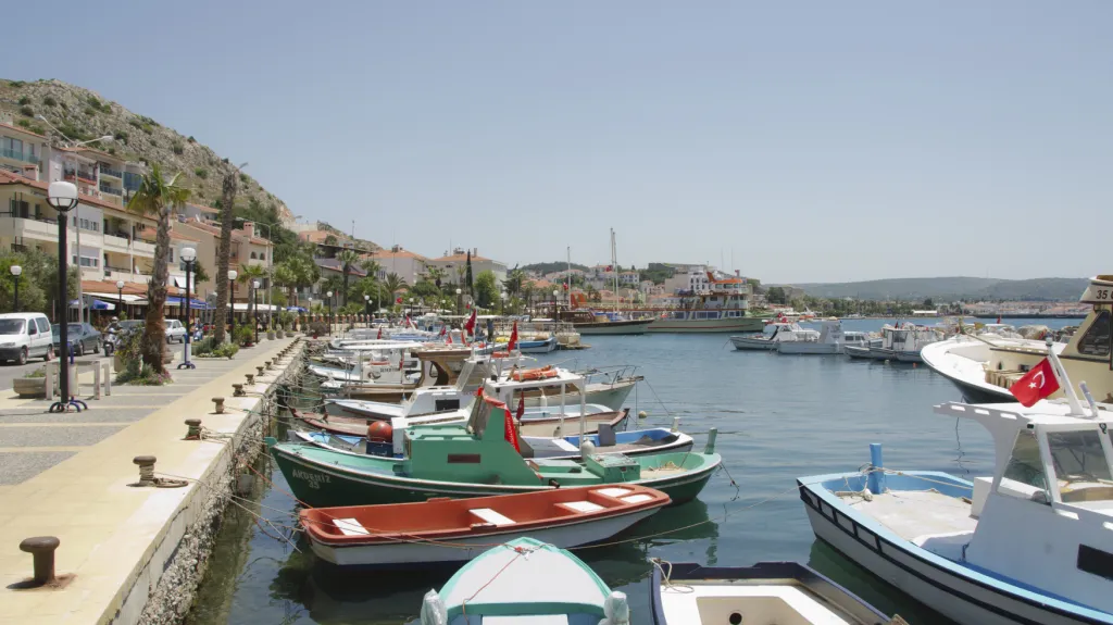 Přístav v tureckém městě Cesme
