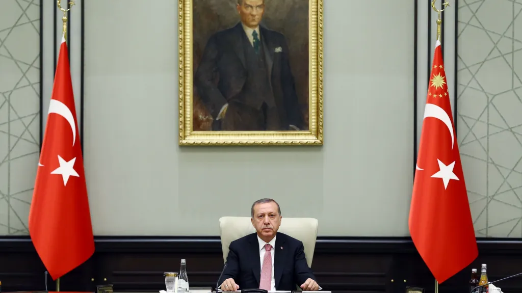 Turecký prezident Recep Tayyip Erdogan na bezpečnostní schůzce