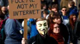 Protest proti reformě autorských práv na internetu v Berlíně
