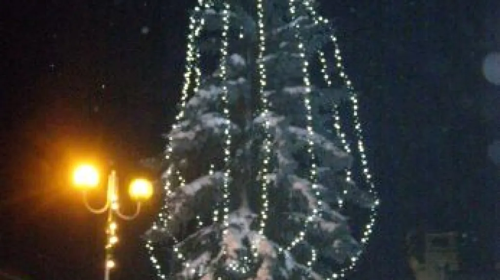 Rozsvícení vánočního stromu v Rokytnici nad Jizerou