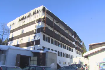 Nejistá epidemická situace dopadá na hotely i další služby, hosté odkládají rezervace