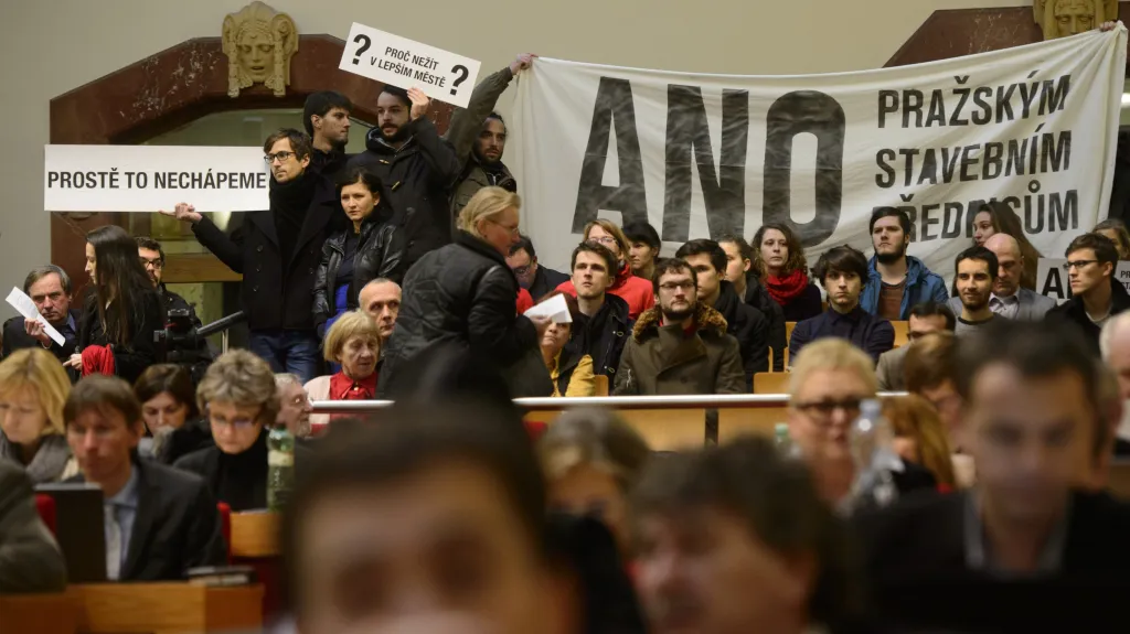Demonstrace na podporu stavebních předpisů