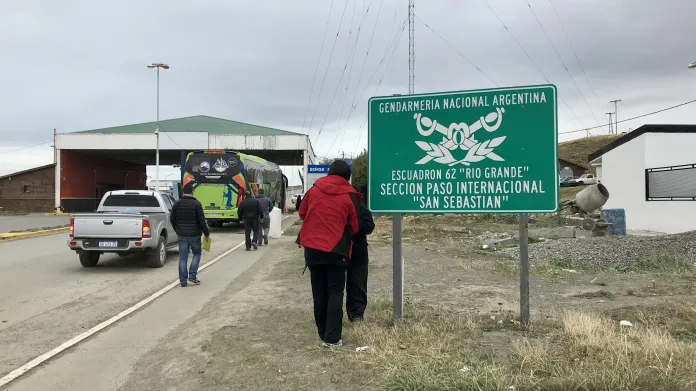 Hraniční přejezd do Argentiny v Ohňové zemi