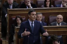Konec politického patu ve Španělsku se odkládá. První kolo hlasování o důvěře nová vláda prohrála