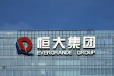 Po zásahu policie ztrácejí akcie čínského developera Evergrande, momentálně o čtvrtinu