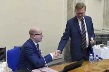 Stará vláda se ještě jednou sešla. Probrala bruselský mandát pro Babiše, ministři bilancovali