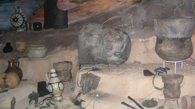 Indiánské artefakty vystavené v Pensylvánském muzeu