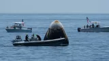 Projekt SpaceX. Kosmická loď Dragon s posádkou přistála v Mexickém zálivu u pobřežního města Pensacola na Floridě