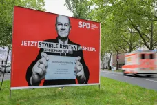 Německá SPD upevňuje vedení v průzkumech, podpora CDU je rekordně nízká