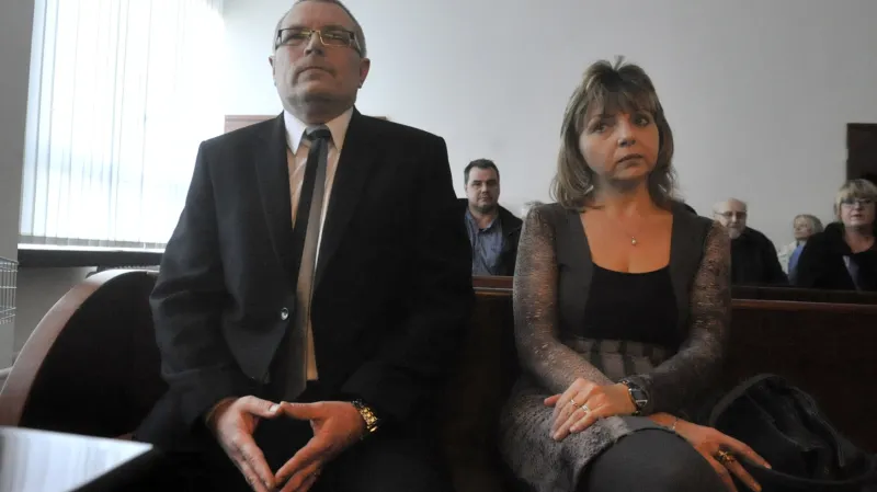 Obžalovaní Jan Martyčák a Alena Orlivová