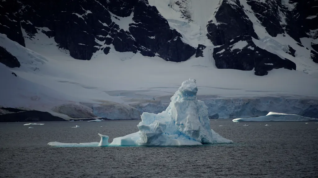 Ledovce z Antarktidy by mohly vyřešit nedostatek vody v JAR