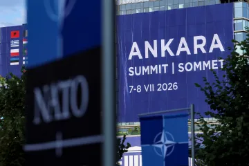 V Ankaře začíná summit NATO, letí Babiš i Pavel
