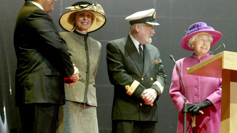 Křest Queen Mary 2