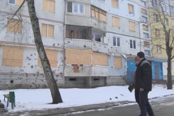 Důkazy o válečných zločinech Rusů pomáhají mapovat dobrovolníci. Na Ukrajině působí i Češi