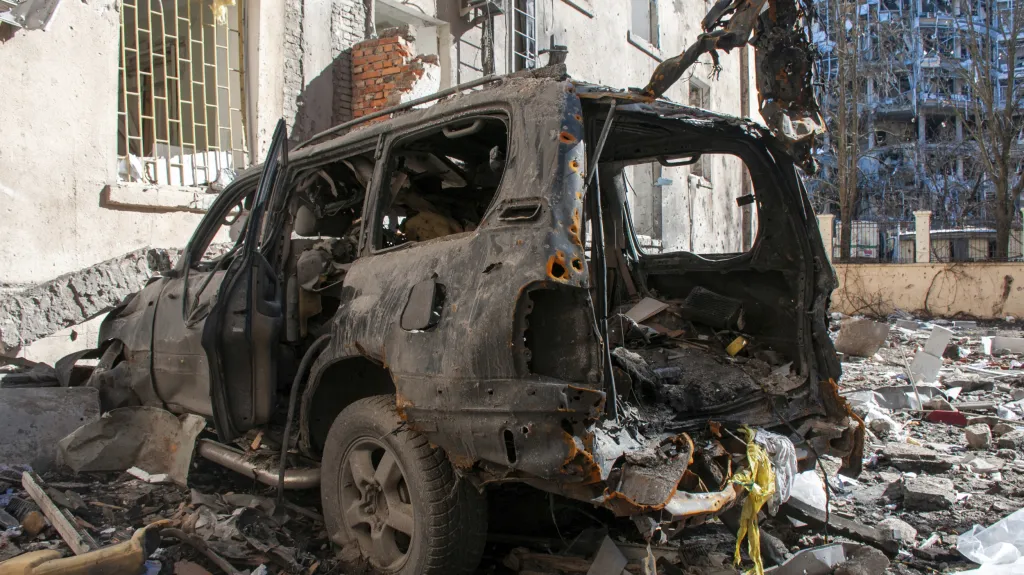 Následky ruských útoků na Ukrajinu v Charkově