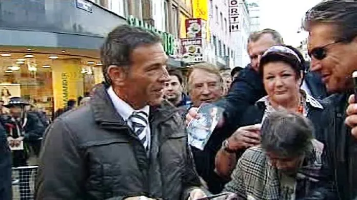 Rakouský pravicový politik Jörg Haider se svými voliči