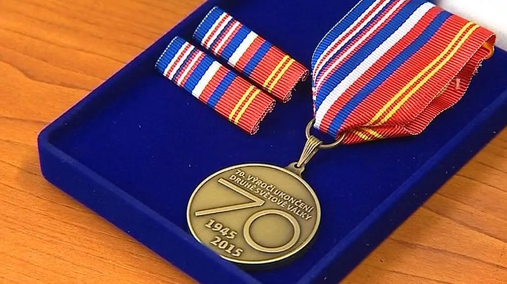Pamětní medaile k 70. výročí ukončení druhé světové války