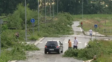 Škody po tornádu