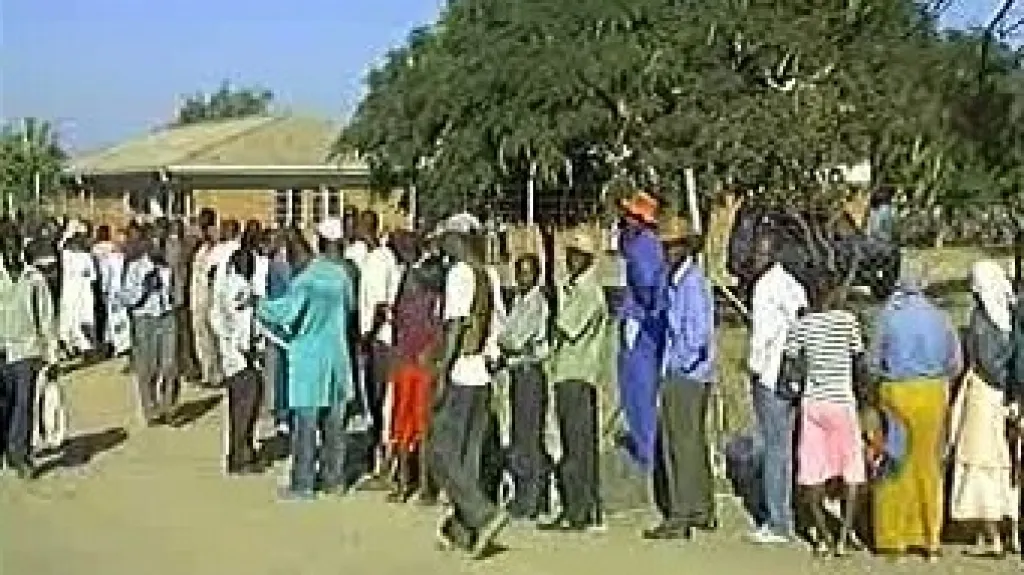 Zimbabwe půjde k urnám podruhé.