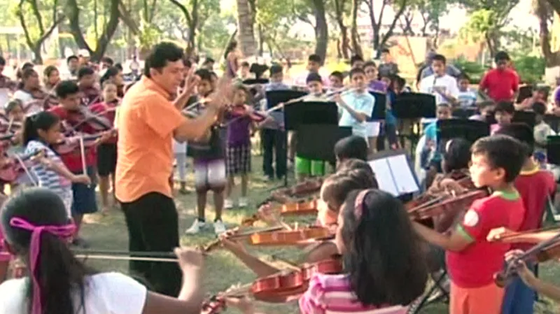 Hudební terapie pro mexické děti