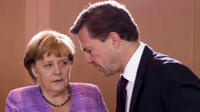 Angela Merkelová a Steffen Seibert