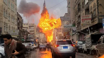 Výbuch na místě izraelského náletu v Saná, 24. 8. 2025