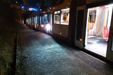 Při srážce dvou tramvají v Brně se zranilo devět lidí, čtyři středně těžce