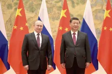 Čínu zaskočil celosvětový odpor vůči válce, Rusko ale nezradí, říká sinoložka Lomová