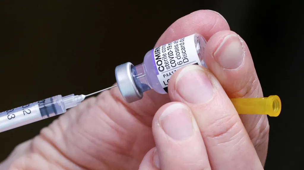 Vakcína proti covidu-19 od společnosti Pfizer