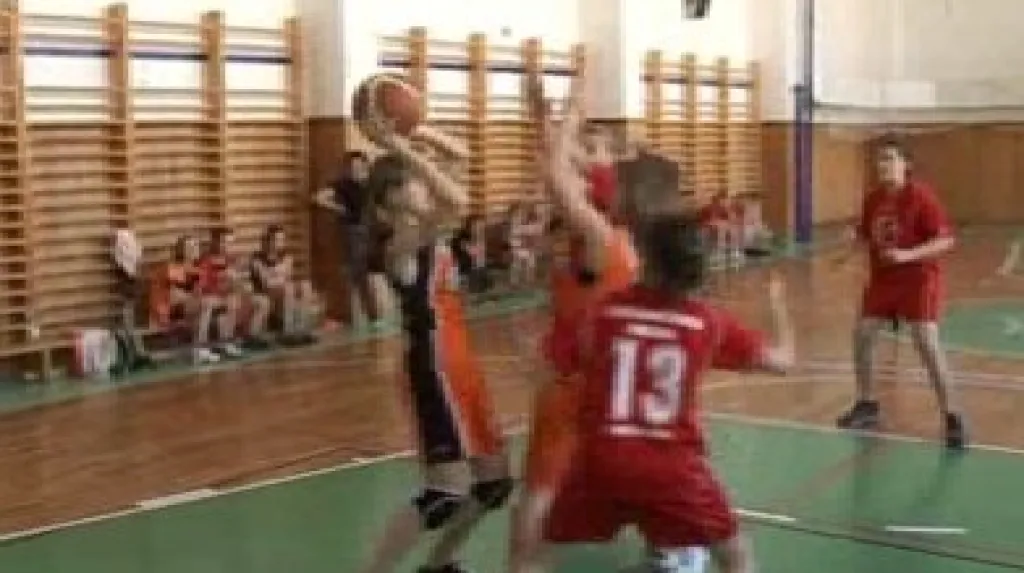 Malé basketbalistky na turnaji v Třebíči