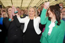 V Severním Irsku zvítězí separatisté, naznačují projekce. V komunálních volbách v Londýně uspěli labouristé