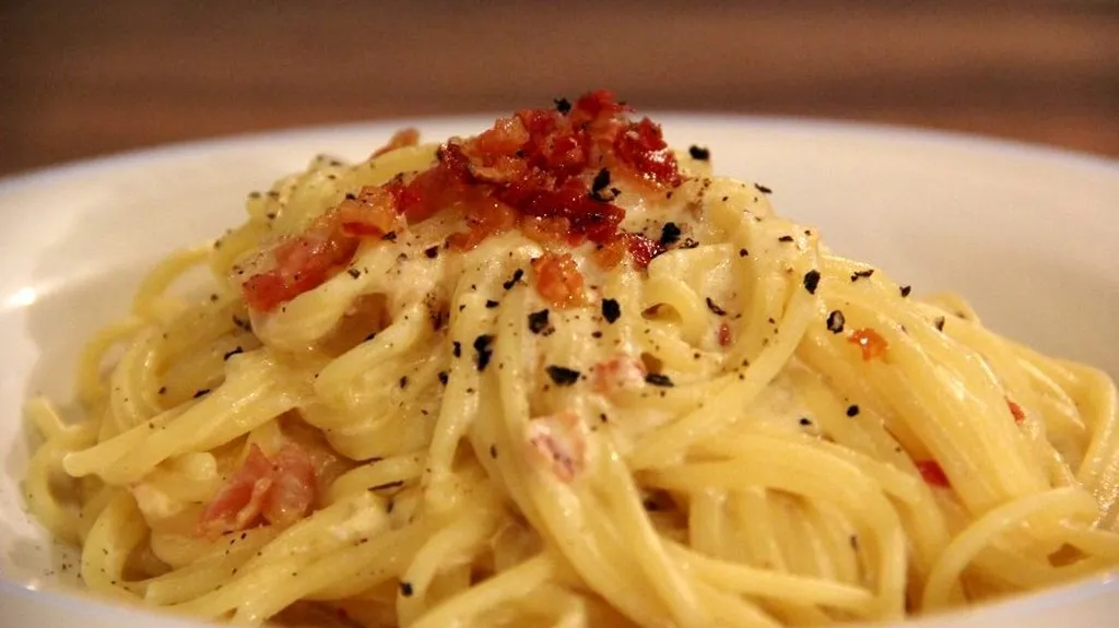Špagety carbonara