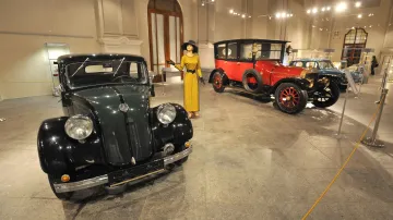 Výstava Dědeček automobil