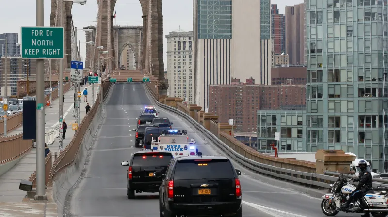 Převoz Guzmána k newyorskému soudu