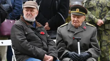 Veterán z druhé světové války Jan Ihnatík na vzpomínkové akci ke Dni válečných veteránů v Parku československých letců v Ostravě