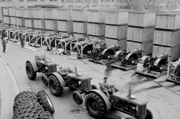 Vzácný archiv fotografií málem skončil na skládce. Teď odstartoval projekt Fenomén Zbrojovka