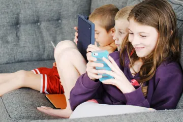 Babiš by byl pro zákaz používání sociálních sítí u dětí mladších patnácti let