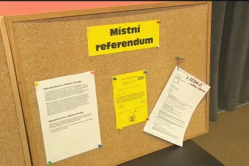 Ano supermarketu i automatům, ne parkovišti a kostkám. Čtyři obce uspořádaly referenda