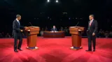 Sestřih debaty prezidentských kandidátů USA (s českým překladem)