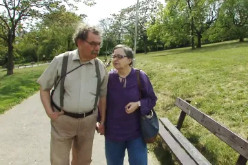 Reportéři ČT: Demokratickým intelektuálům z Ruska v Česku končí vízum. Doma jim hrozí nebezpečí