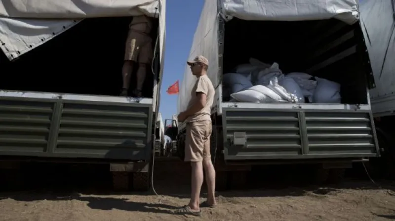 Červený kříž vyjednává s armádou a povstalci o zárukách bezpečnosti