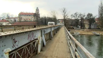 Most v Brandýse nad Labem