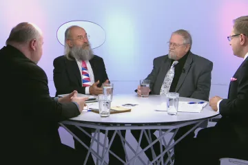 Demokracie není pro infantilní děti, které potřebují potvrzovat svoje názory, říká Kroupa