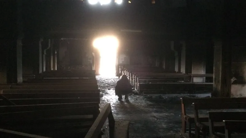 Zpravodaj ČT a kulisy zničené Bartelly