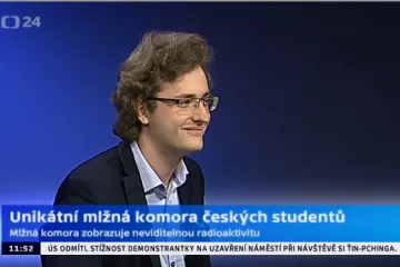 Čeští studenti dodali CERNu unikátní mlžnou komoru