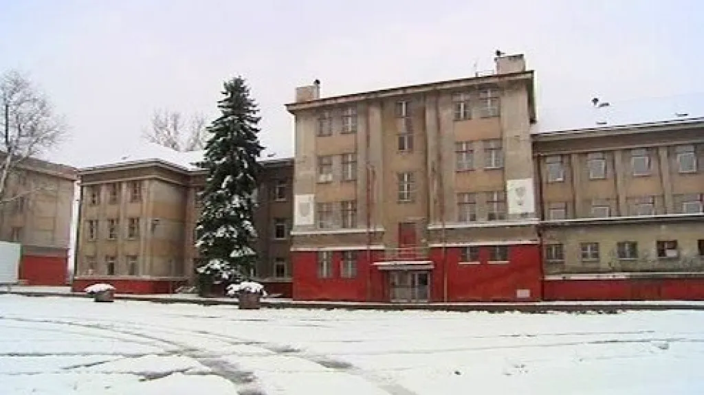 Areál hradeckého letiště