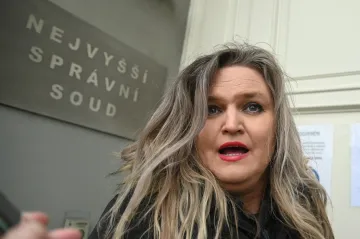 Jana Peterková musí zaplatit čtvrt milionu korun za lži o úmrtí seniorů